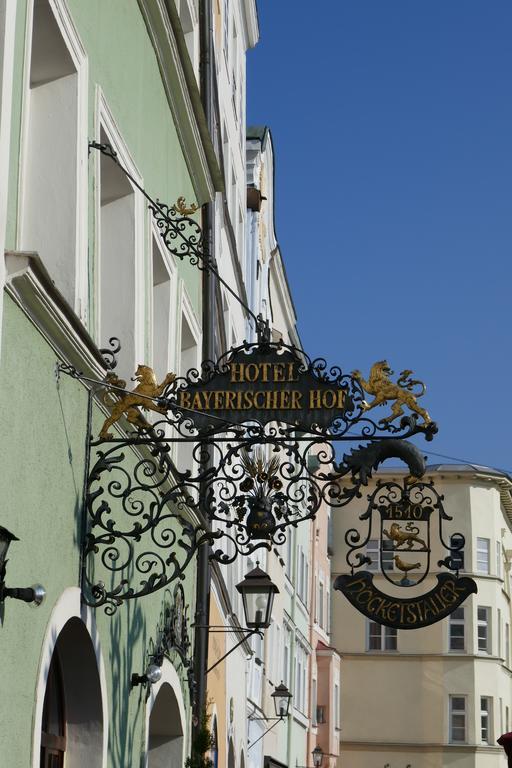 Hotel Bayerischer Hof Burghausen Esterno foto