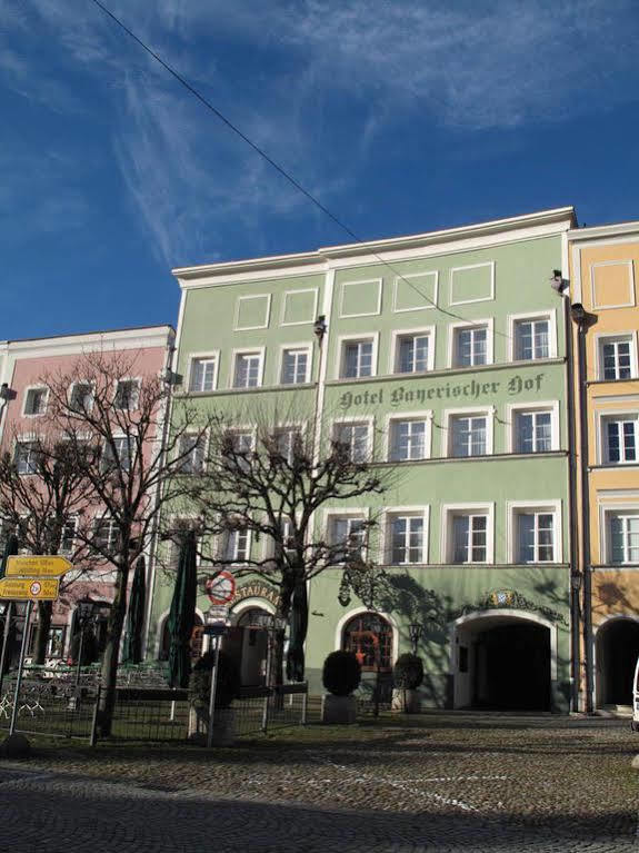 Hotel Bayerischer Hof Burghausen Esterno foto